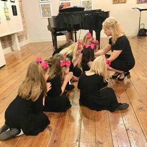 Meet your Posher, Lorraine